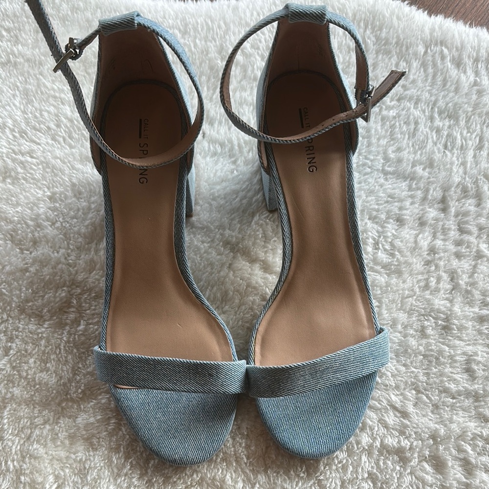 Spring sandals - Picture 2 of 8